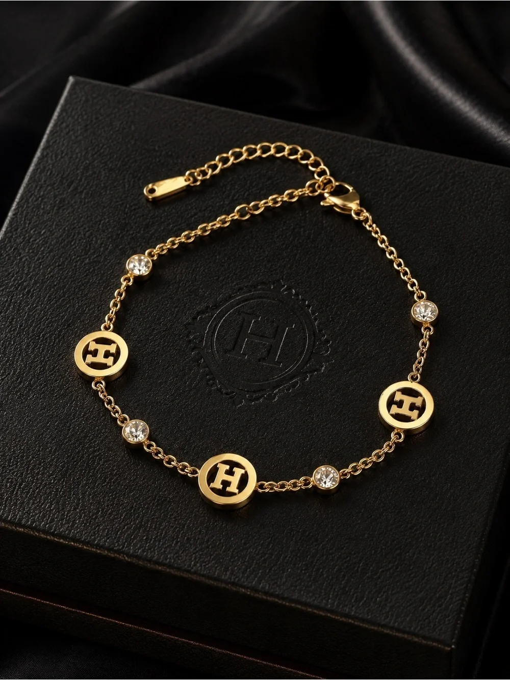 18K Gold Luxury H Chain Bracelet